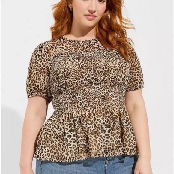 NWT Torrid Chiffon Ruffle Mock Neck Smocked Crop Top leopard print Sz 4x/26  *H3 - Picture 1 of 6